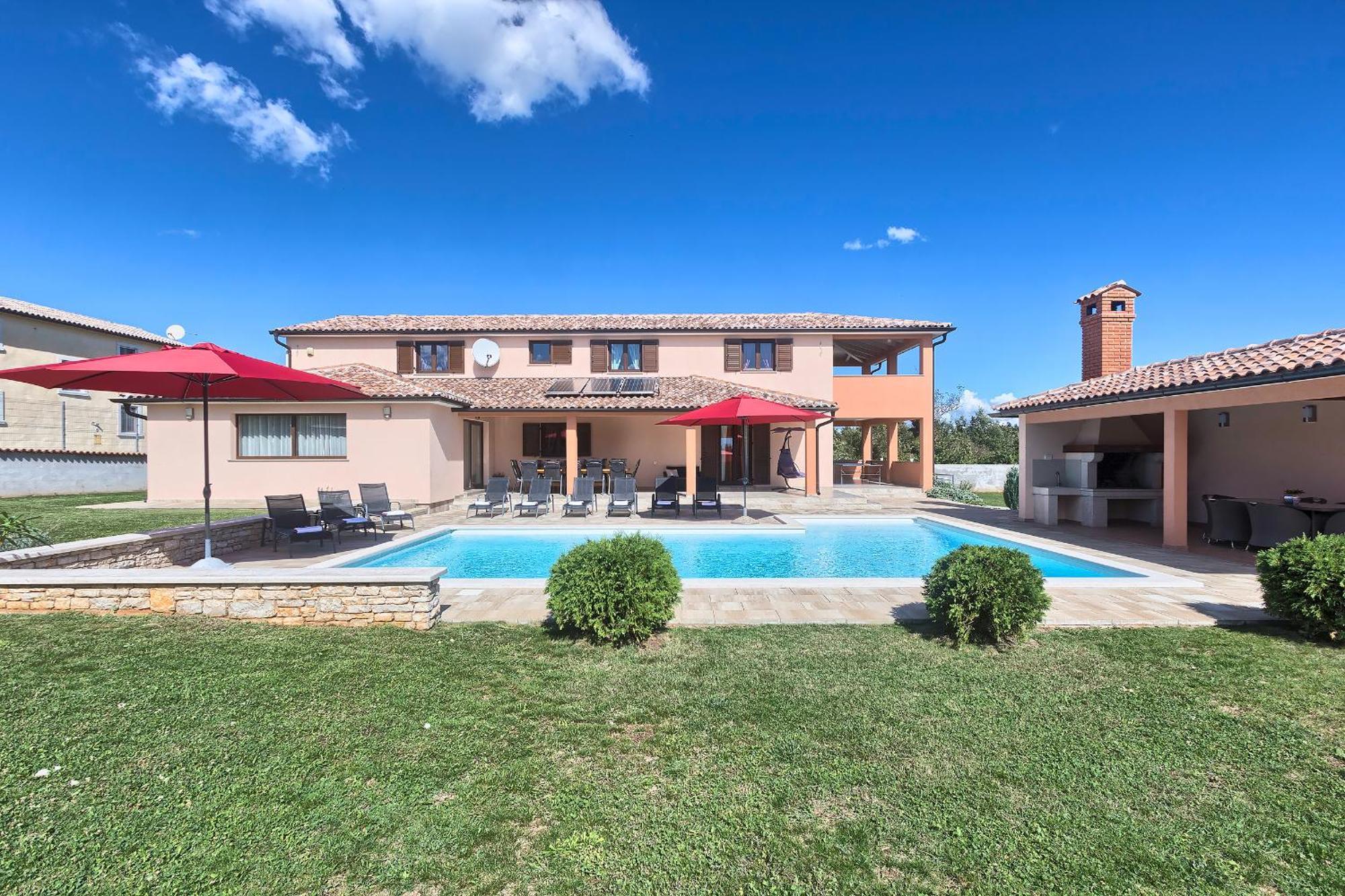 Villa Amber Rojnici Exterior photo