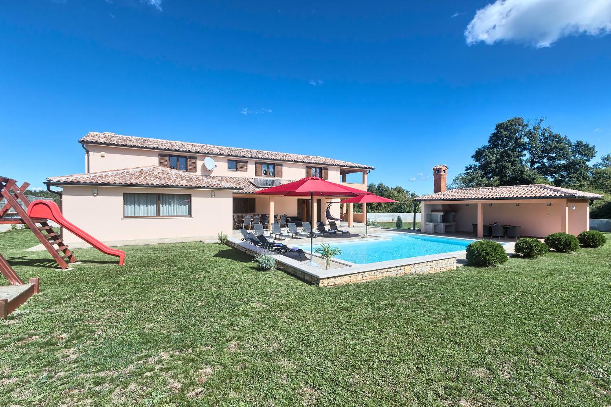 Villa Amber Rojnici Exterior photo